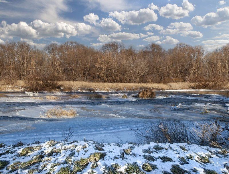 Декабрь воттенках голубогоphoto preview