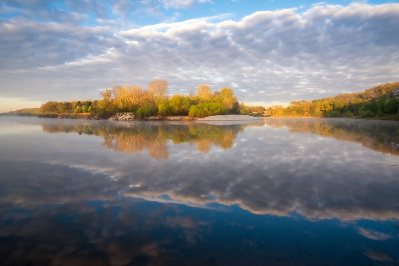 Mirror oh the riverphoto preview