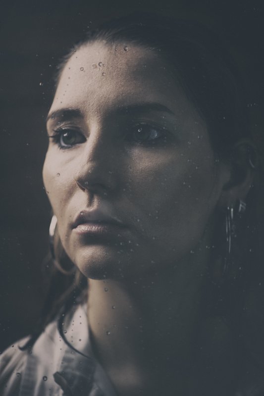 портрет, женский потрет, свет, капли, вода, модель ***photo preview