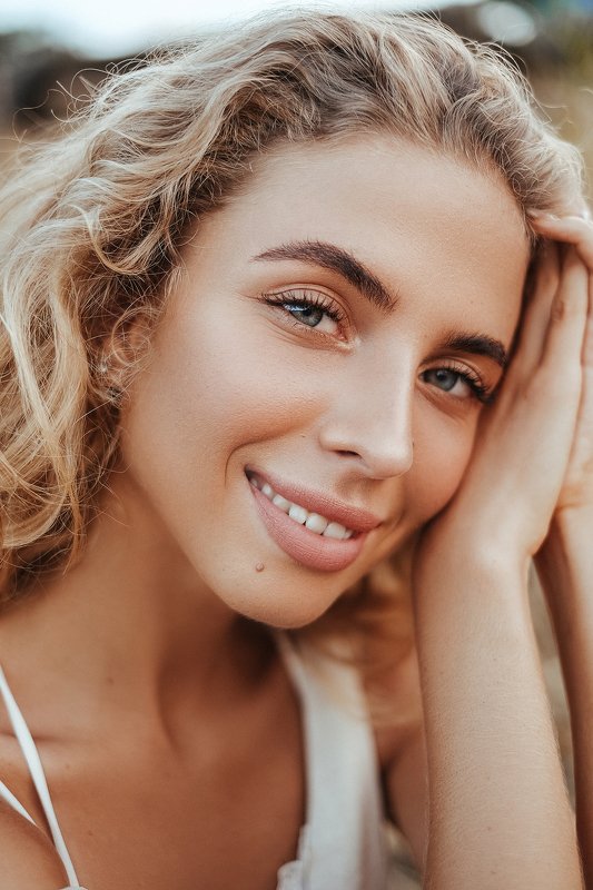 девушка в шляпе, шляпа, белые волосы, портрет, фрукты, поле, девушка, girl, nature Фруктовая Лавкаphoto preview