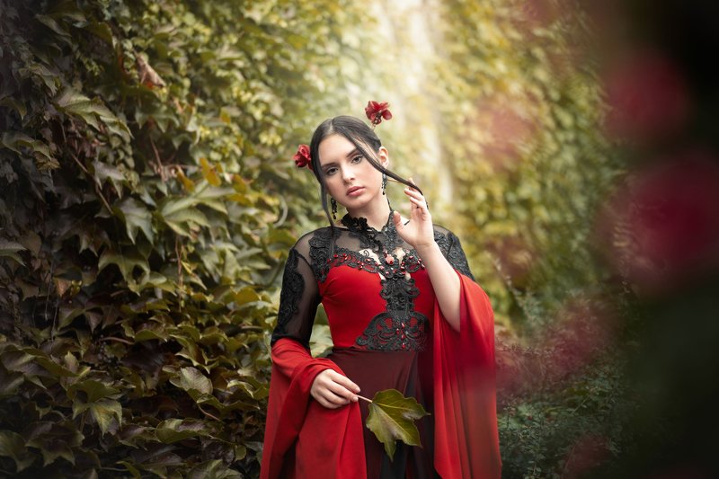 woman dark romantic fairytale Anitaphoto preview