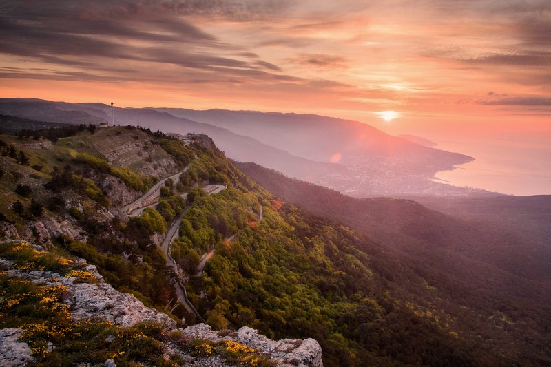 Рассвет на Ай-Петриphoto preview