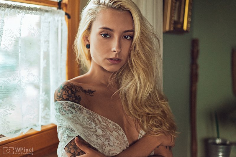 portrait women eyes blonde women by wpixel (More Than Beauty)photo preview