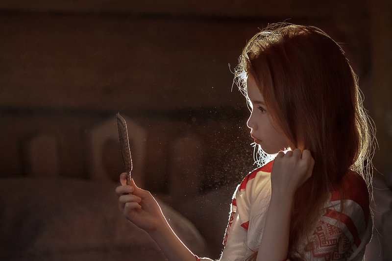 зеркало девочка   изба свет мой зеркальце photo preview