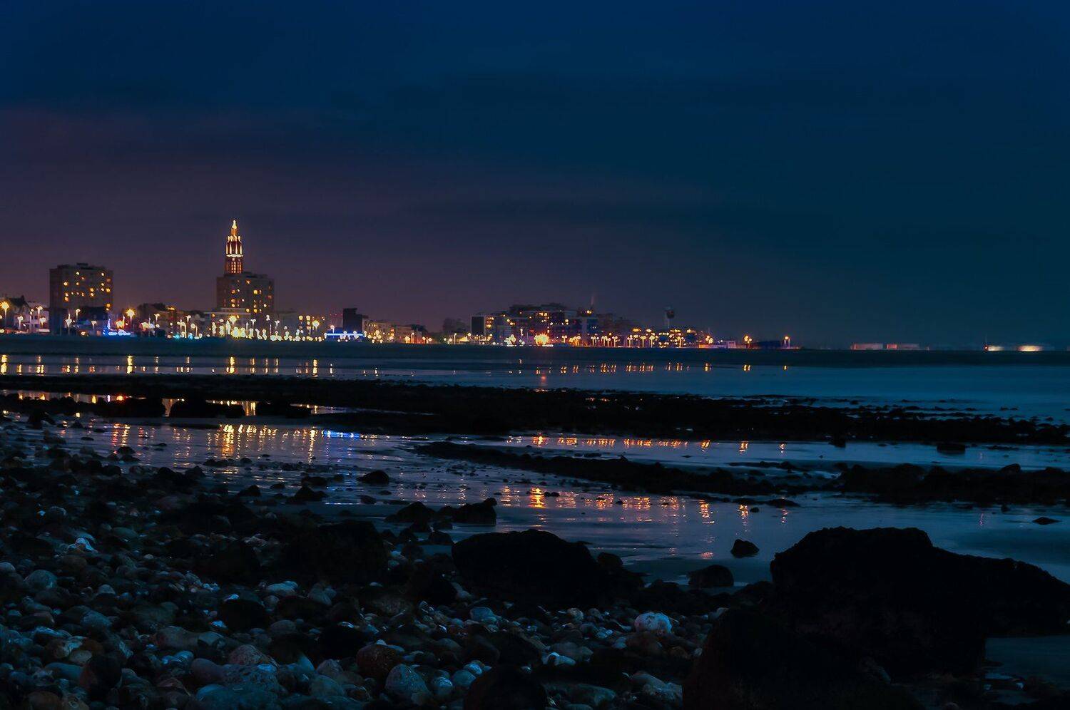 night; city; seascape;blue hour;normandy; france, Sib&eacute;