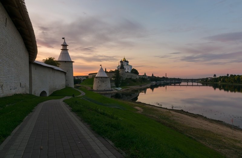 pskov, pleskau, псков, кром, кремль, landscape, pskovregion, krom, kremlin, утро, восход, река, реки Утроphoto preview
