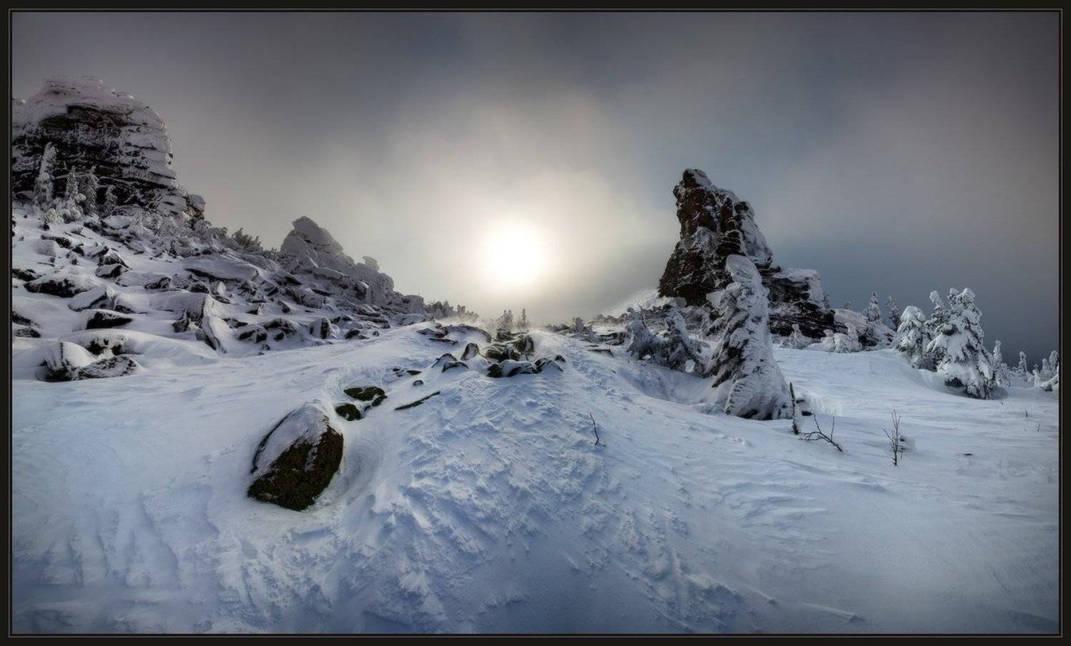 Верблюды в Облаках. Автор: Виталий из Н-ска шория, шерегеш, горы, верблюды, снег, облака, солнце, ярославский, виталий, Виталий из Н-ска