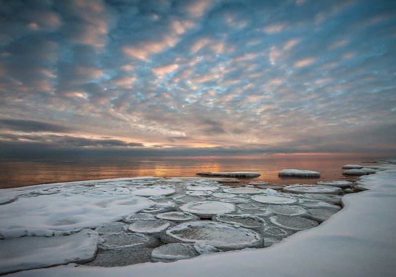 А море земерзать не хотело....photo preview