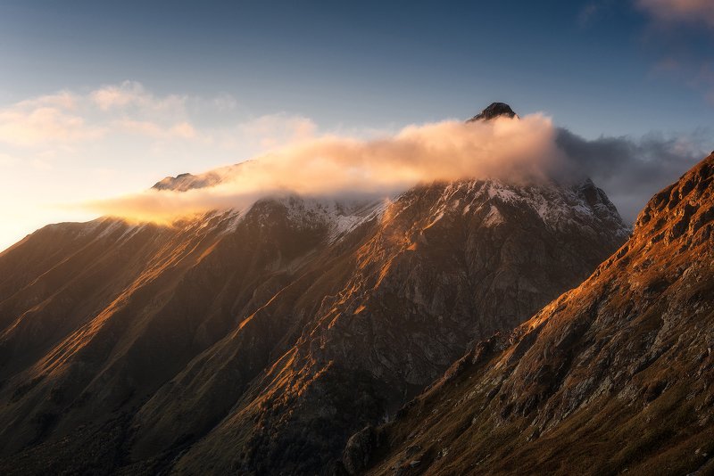 осень, горы, облака, закат,лоюб, кавказ, пейзаж Лоюб в шарфикеphoto preview