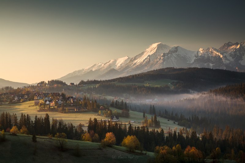 Under the Tatra Mountains. фото превью