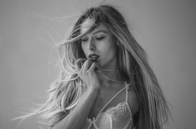 Veronikaphoto preview