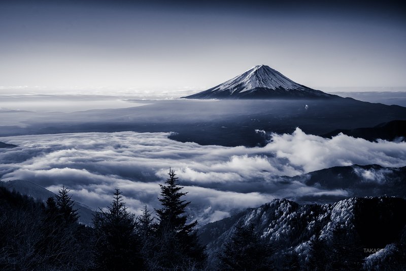 fuji, Japan,mountain,clouds,peak,top,snow,autumn,sky,amazing,wonderful,blue Mount Fuji islandphoto preview