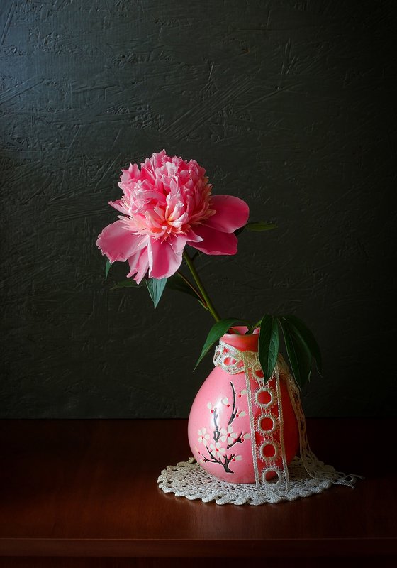 Коралловый пионphoto preview