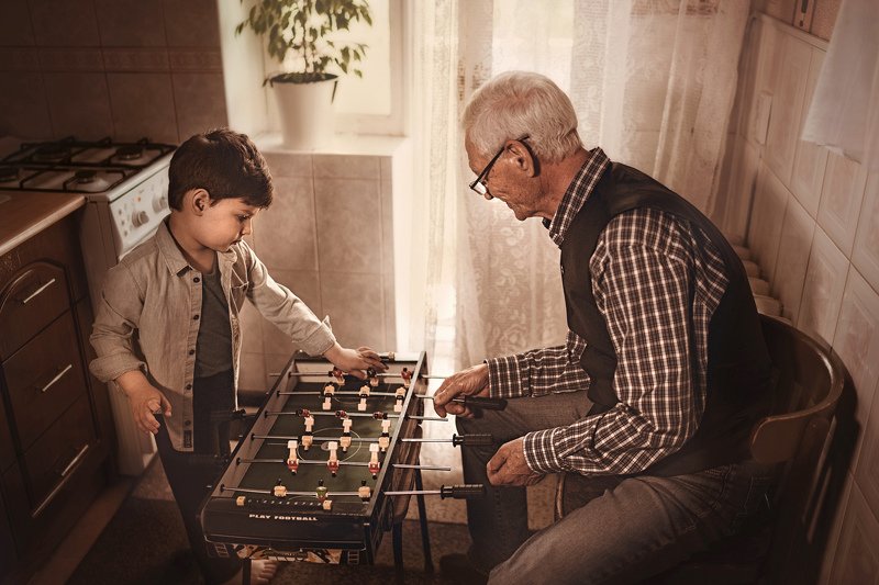 семья, игра, ребенок, дедушка, семейная фотосессия ***photo preview