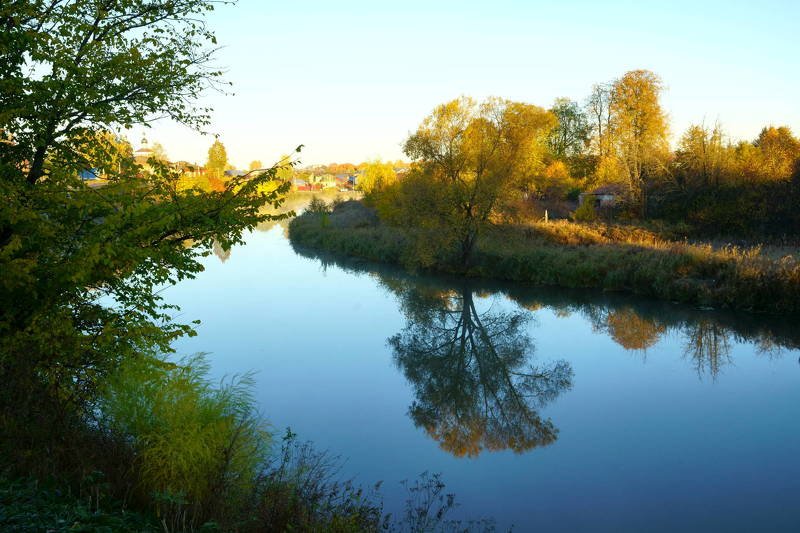 russia, vladimir, landscape, autumn, reflection, river, travel, beautiful, reflection, houses, church, suzdal, kamenka, tree, Kamenka River in Autumnphoto preview