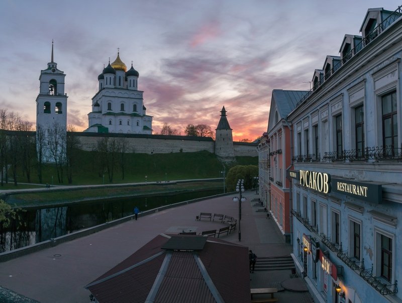 pskov, pleskau, псков, кром, кремль, landscape, pskovregion, krom, kremlin, вечер, закат, река, реки Золотая набережнаяphoto preview