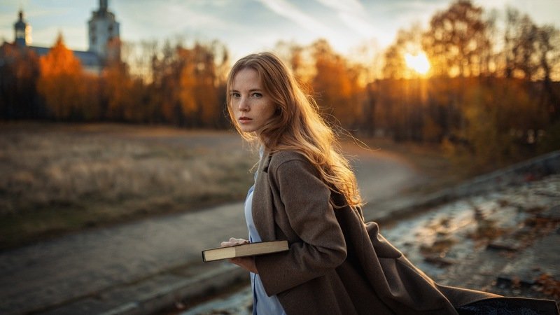 портрет, осень, девушка, закат, храм Hermionephoto preview