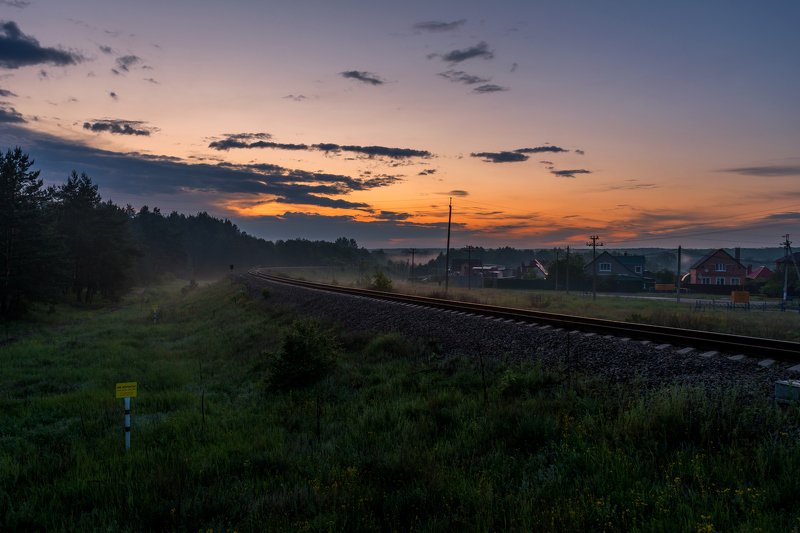 шебекино,титовка,железная дорога,вечер,закат Первый летний закатphoto preview