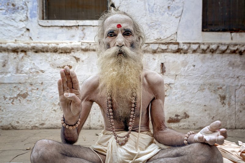 yancho sabev, sadhu, india, varanasi, male, portrait, outdoor, religion, hinduism, spirituality, holy man ~ Sadhu ~photo preview