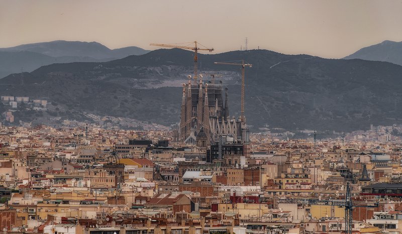 барселона, barcelona Temple Expiatori de la Sagrada Famíliaphoto preview