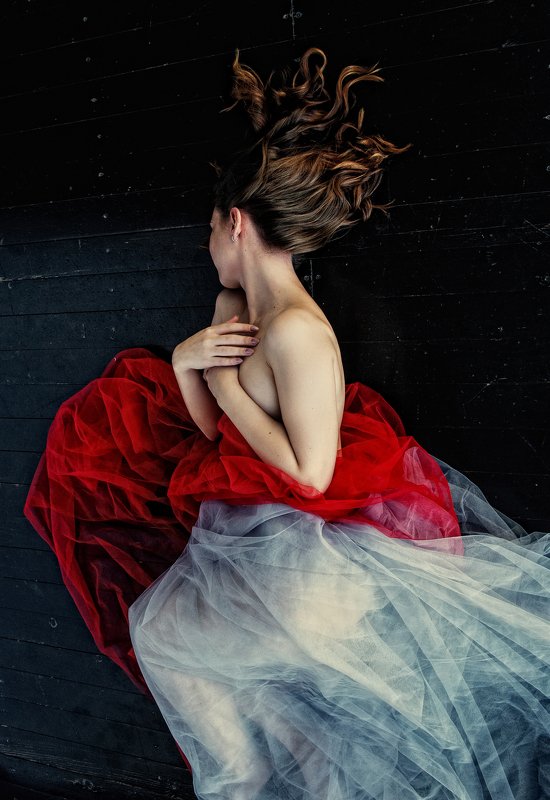 портрет ню сон девушка красота настроение  сонphoto preview