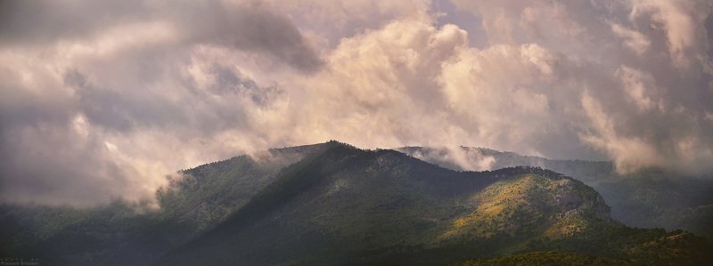 гора, ялта, вершина, облака, небо, панорама Вершины Ялтинских горphoto preview