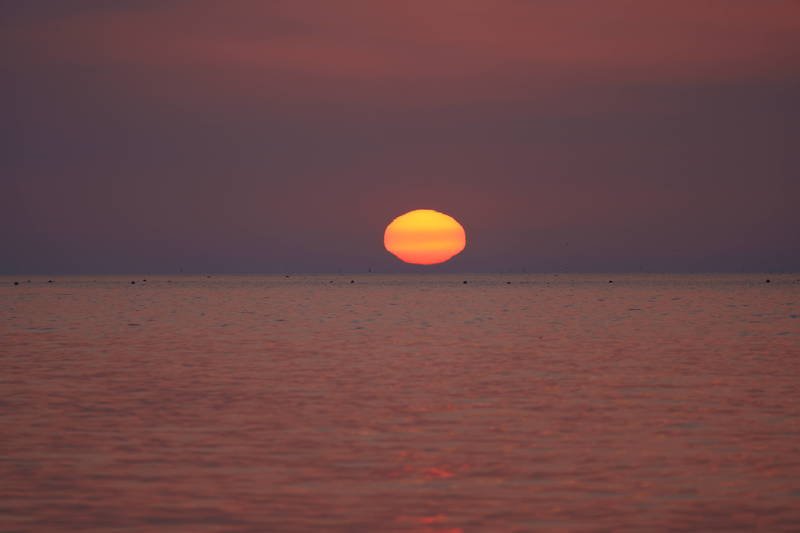 south korea,gyeongsangbukdo,pohang,sunrise,sea,seascape,sun,horizontal,sunlight,cloud,meditation Meditationphoto preview
