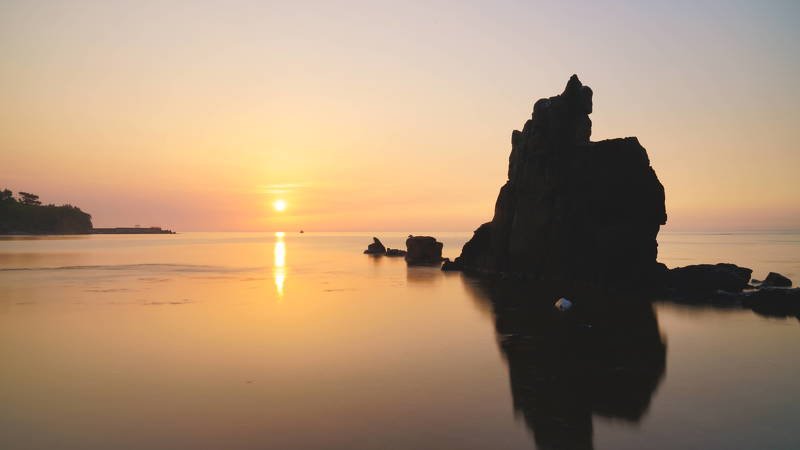 south korea, gyeongsangbukdo,sunrise,sea,seascape,horizontal,sunlight,clouds,rocky, island, silhouette, fishing boat, Sunrisephoto preview