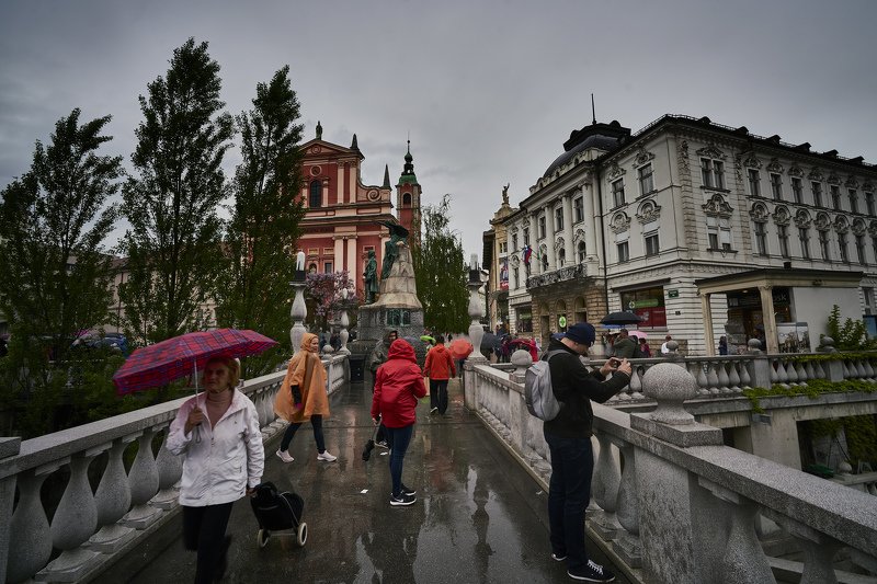 landscapes.street/reportage.city/architecture  люблянаphoto preview