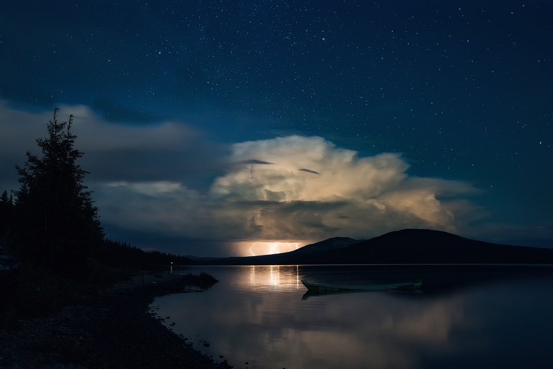 Зюраткуль, Урал, гроза, озеро, горы, тайга Гроза над Зюраткулемphoto preview