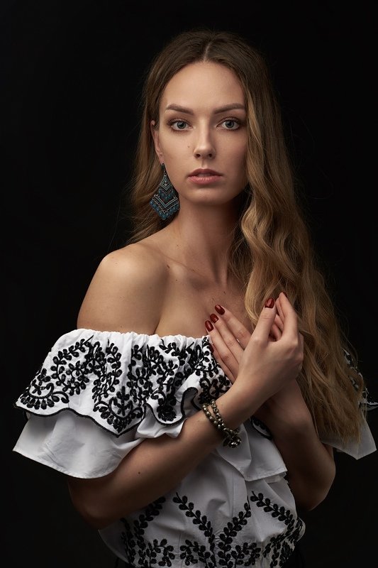 девушка портрет студия классический Anastasiaphoto preview