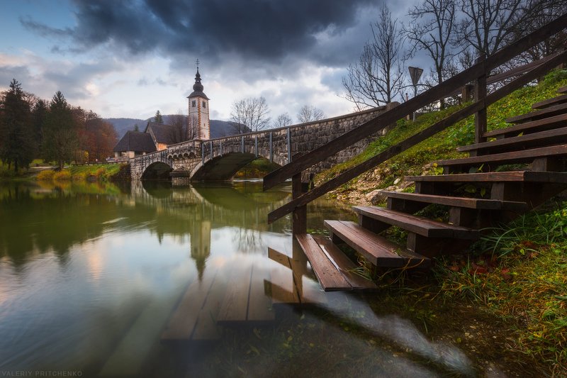 slovenia, landscape, autumn, bohinj, словения, осень, дождь, путешествия, озеро бохинь, церковь Дождливая пора на озере Бохинь.photo preview