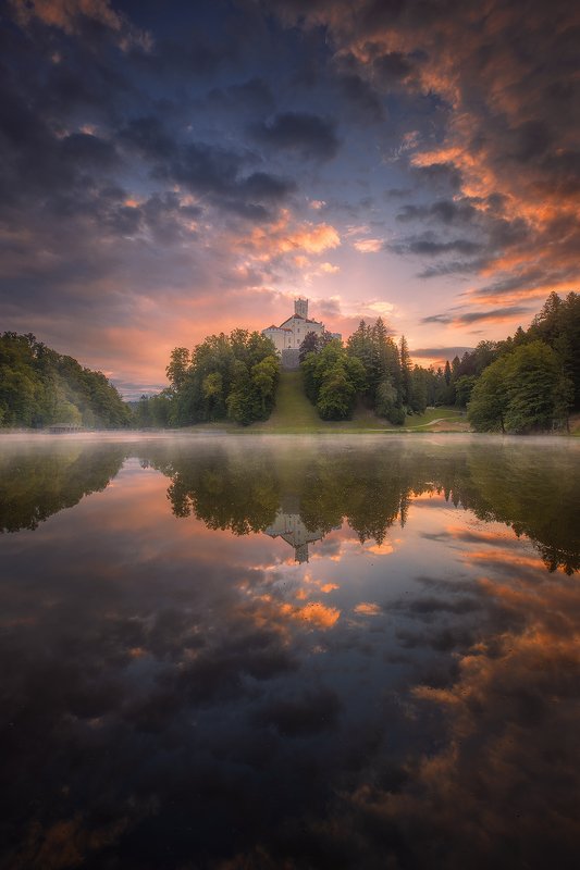 trakoscan croatia landscape sunrise clouds mist reflection forest sky  trakoscan lakephoto preview