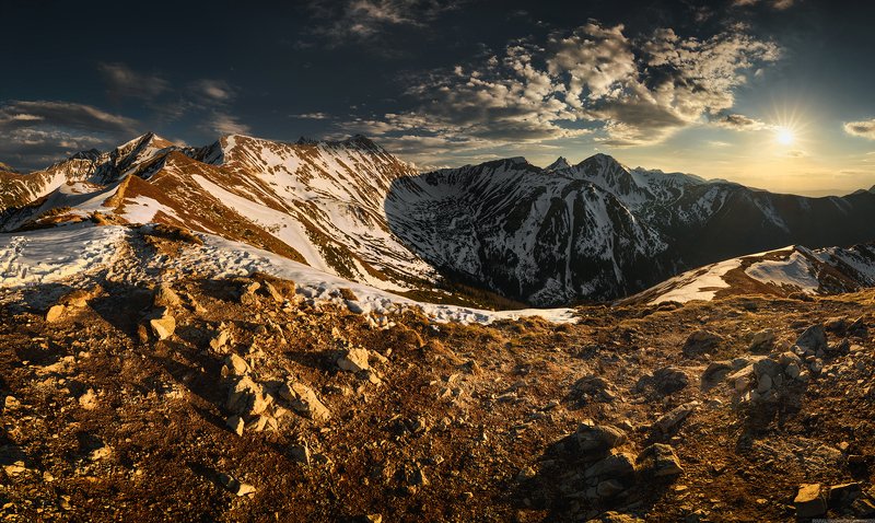 #landscape #panoramic #photo #nikon #poland #adventure #sunset  #mountains #outdoors #snow Western Tatras in the sunsetphoto preview