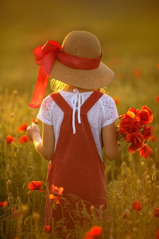 детский фотограф, семейный фотограф, обучение фотографии, обучение ретуши, сказочные фотографии, фото дети, дети, семьи, Валерия Мороз Маки и закат photo preview