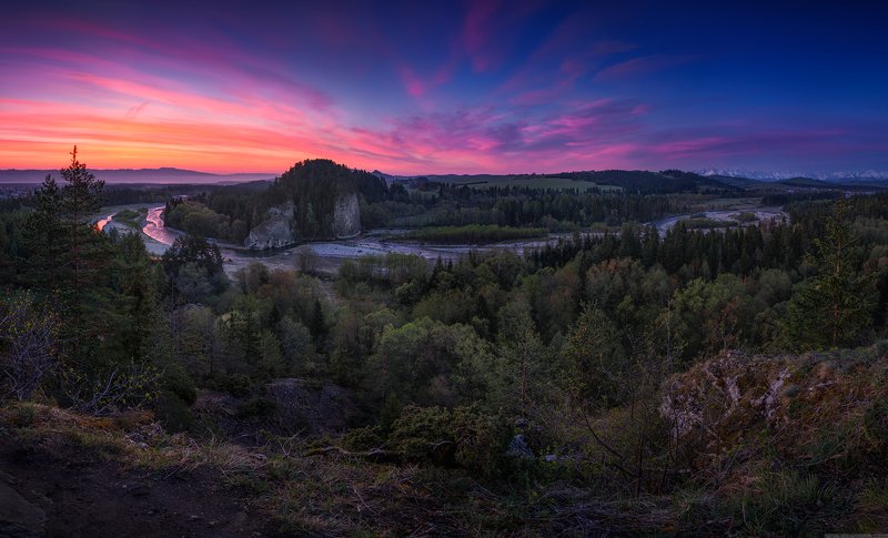 #landscape #panoramic #photo #nikon #poland #adventure #sunrise #mountains #forest #river #sky #nature Białka Riverphoto preview