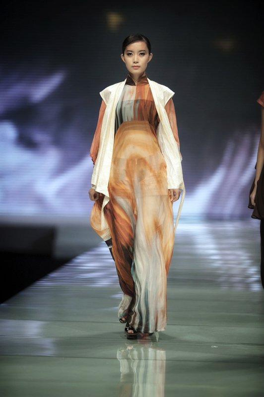 mood portrait, fashion fashion showphoto preview