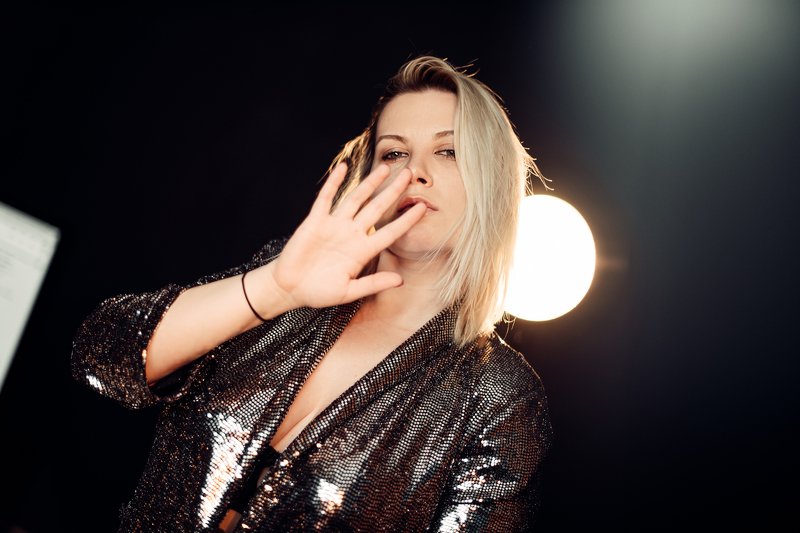 nikon,sigma,art,portrait,pepople,women,beuty,studio,color,light,georgia,tbilisi ----photo preview