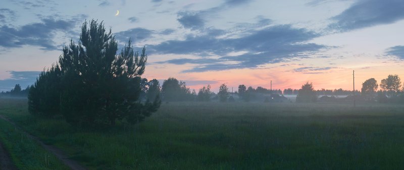 За околицей фото превью