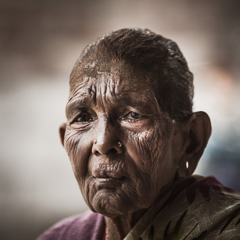 На площадке для кремации... photo preview