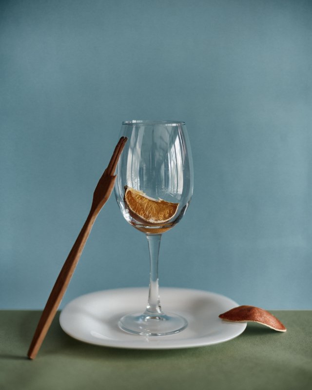 Still life with an orange slicephoto preview