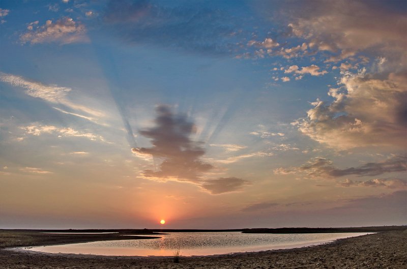 азов, лиман, небо, закат Про небесную марионеткуphoto preview
