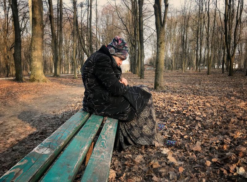 женщина,жанр,улица,портрет По городу ...photo preview