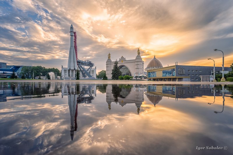 космос, павильон космос, вднх,отражение, москва Космосphoto preview
