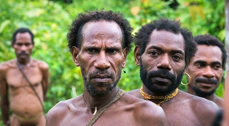 Korowai peoplephoto preview