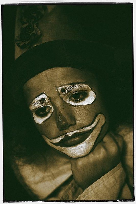 КЛОУН ТОЖЕ УСТАЕТ...photo preview