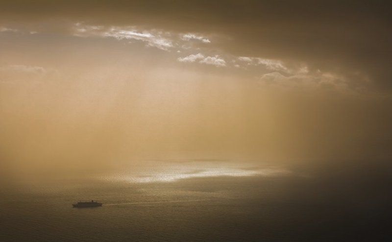 Первый рассвет после конца света.photo preview