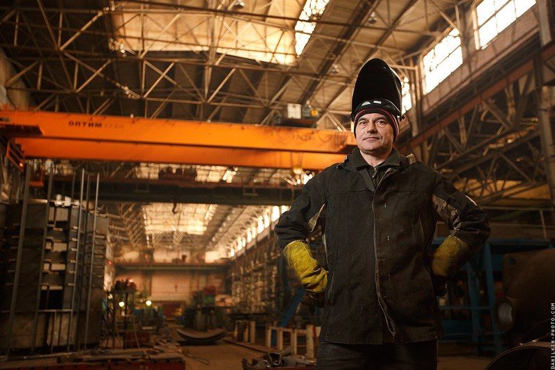 завод, сварщик, рабочий, цех Геннадийphoto preview