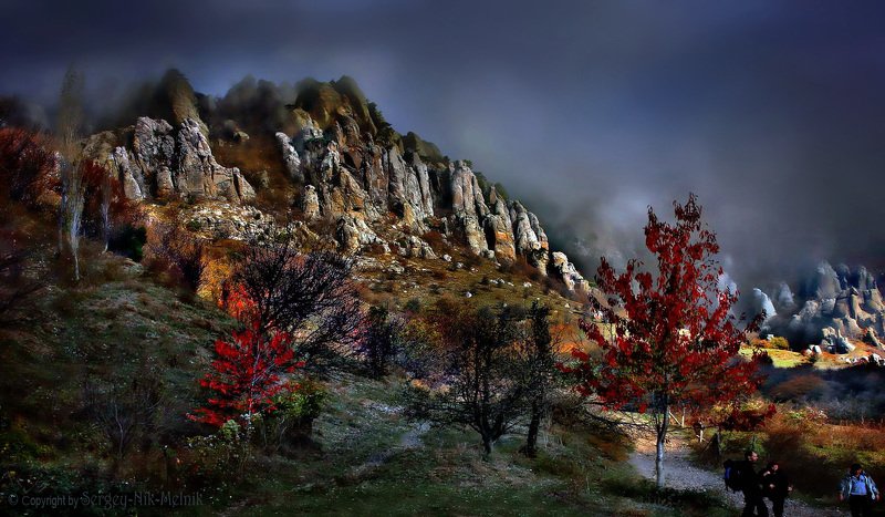 алушта, водопад, горы, демерджи, джур-джур, крым, симеиз, скалы, чатырдаг, панагия, зеленогорье, каменные-монстры-крыма Свето-эффекты на дымчатой Демерджиphoto preview