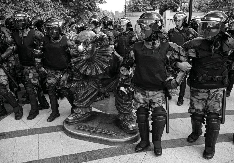 В строюphoto preview